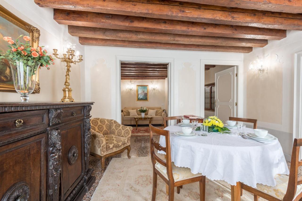 Ca' Dei Cuori On The Grand Canal Apartment *