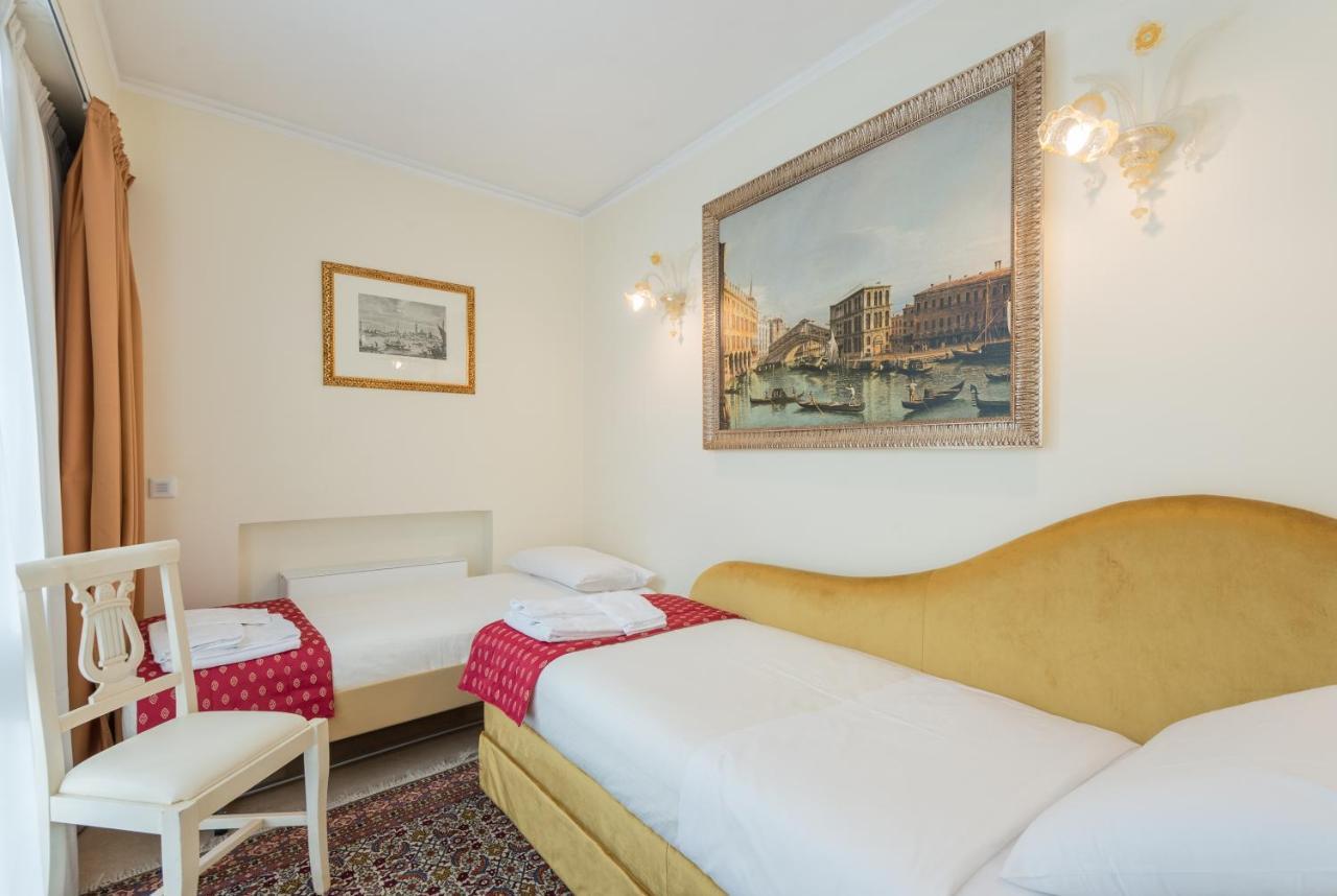 Ca' Dei Cuori On The Grand Canal Venice