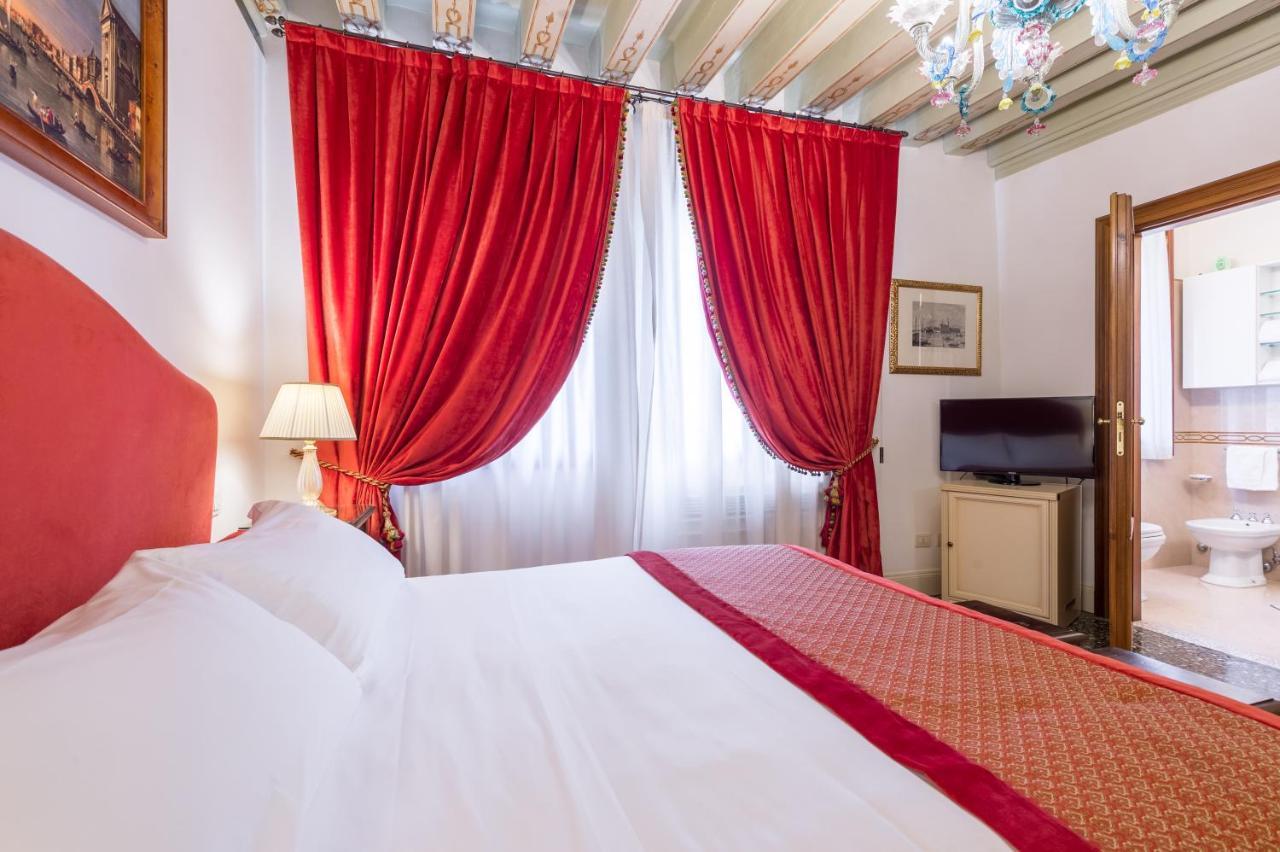 Ca' Dei Cuori On The Grand Canal Apartamento Venecia